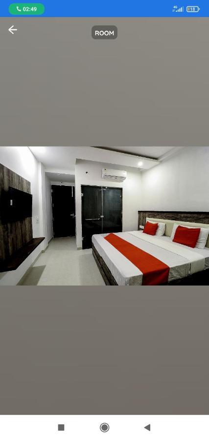 Hotel Almond Zirakpur Exterior photo